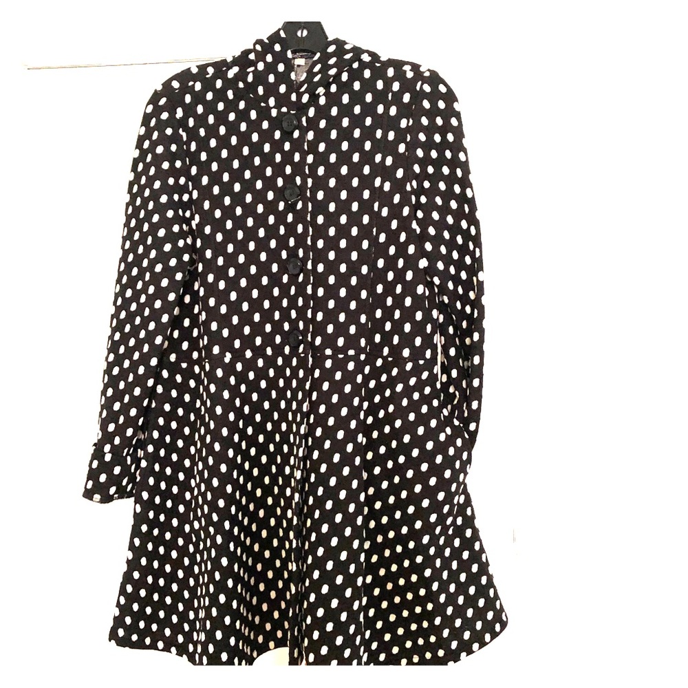 Polka dot coat with hood. Excellent condition